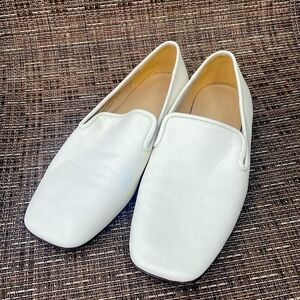Everlane 7 .5 white made in Italy shoes